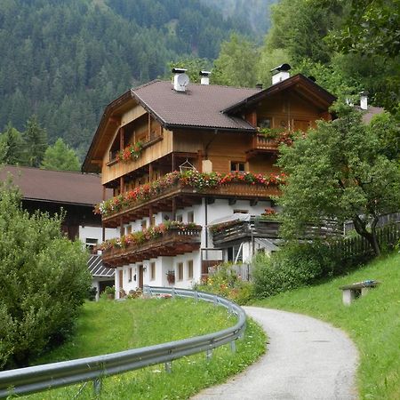 Appartamento Gedrarzerhof Luson Esterno foto